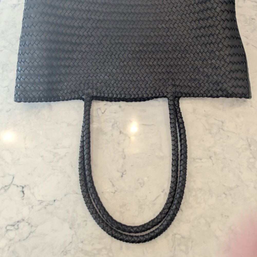 Madewell Black Woven Tote Bag - Picture 8 of 11